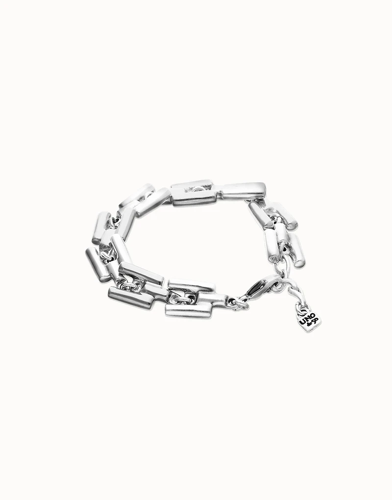 Link bracelet with cylindrical pieces