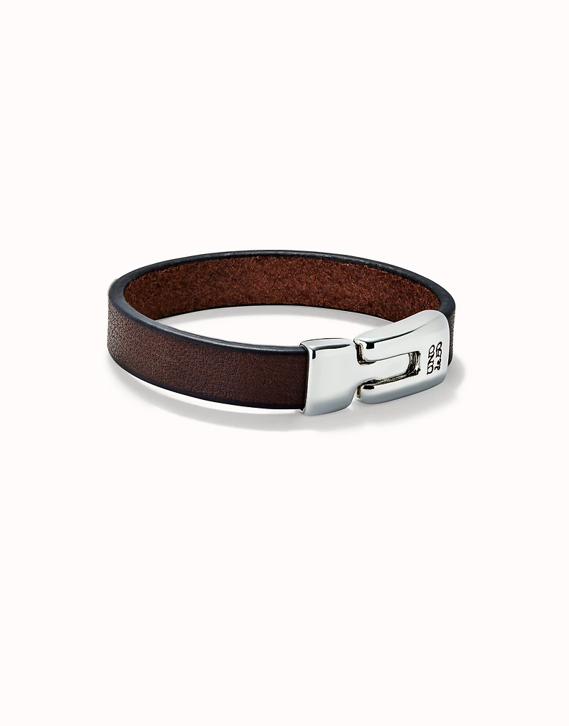 Leather bracelet with clasp