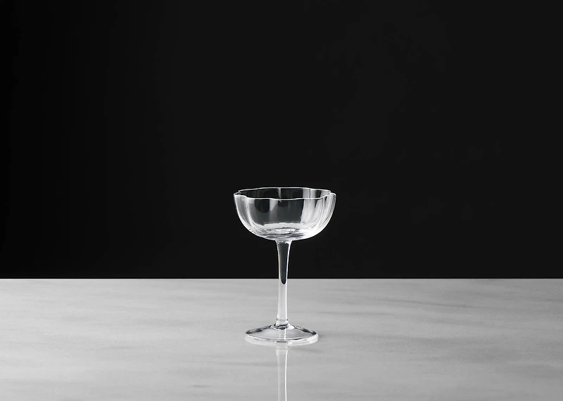 Violet Coupe Glass Clear