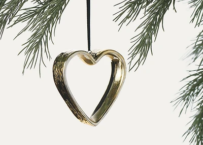 Fond Heart Ornament Gold