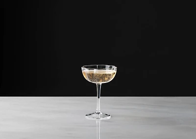 Violet Coupe Glass Clear