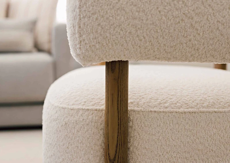 Matrice Armchair -Oslo Ivory