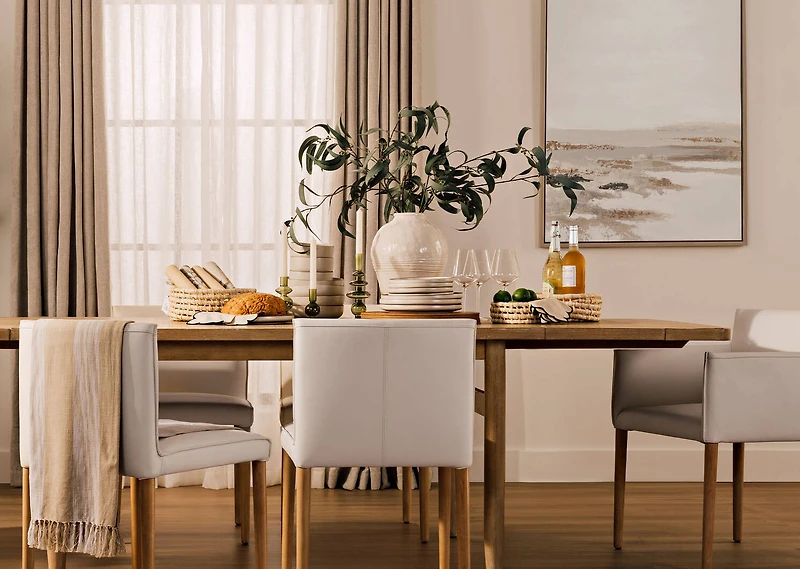 Shay Gumnut Leaf Branch