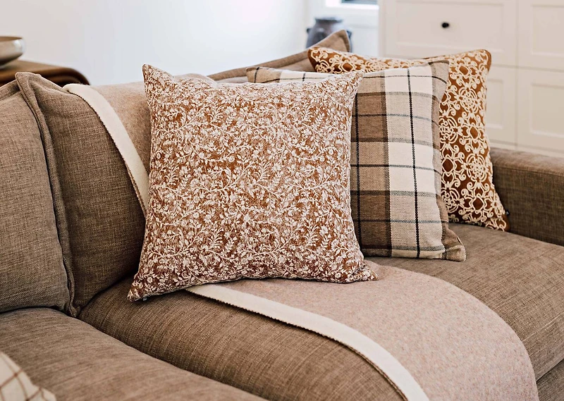Henry Pillow 20x20 Brown/Black/Ivory