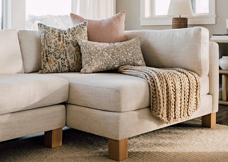 Gillian Sectional -Ashford Cream, LCF