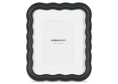 Lilla Scallop Frame 4x6 Black