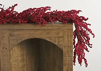 Carys Berry Garland Red