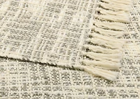 Mazie Throw Ivory/Sand/Grey