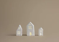 Bowen LED House Large