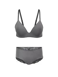 Harlowe Wireless Bra