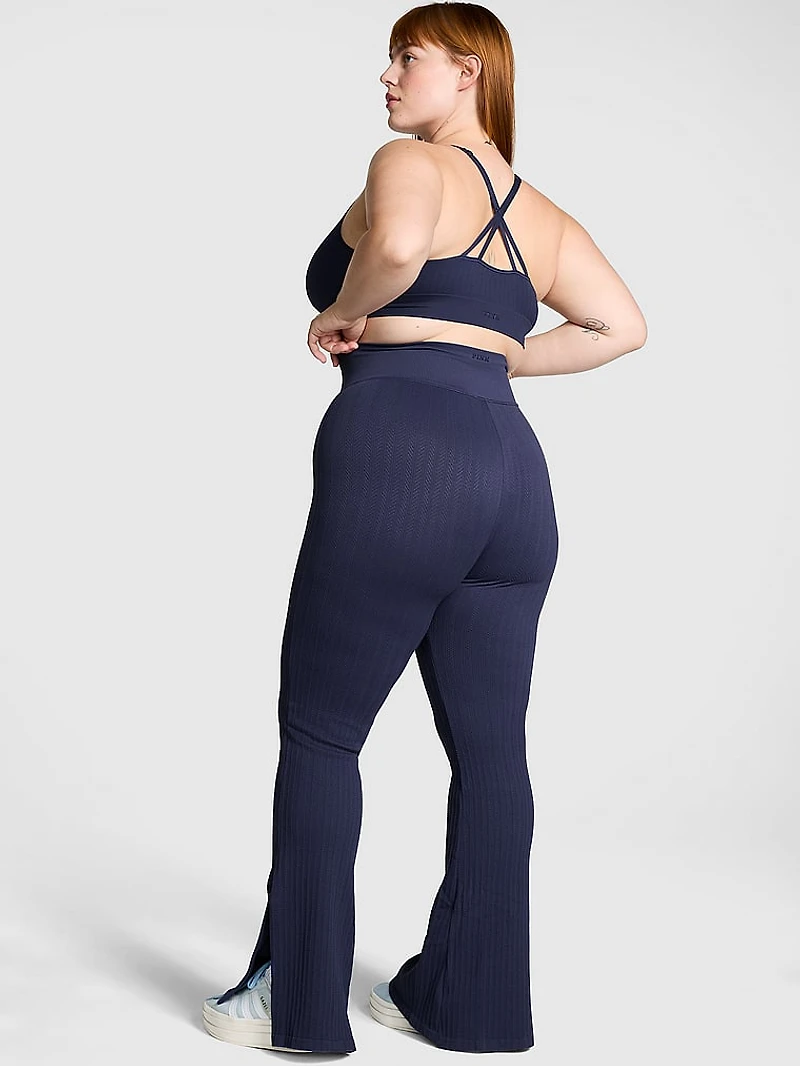 Soft Seamless Cable Flare Leggings