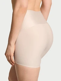 SmoothingShimmer™ Shorts