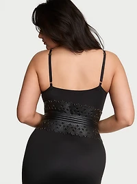 Laser-Cut Daisy Wide Waist Belt