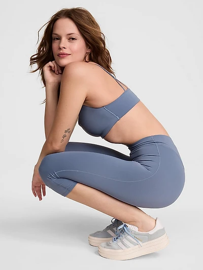 Relay Capri Leggings