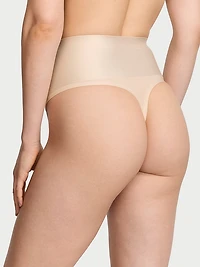 SmoothingShimmer™ Thong Panty