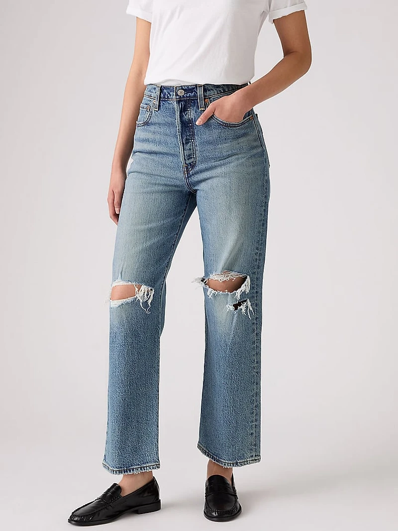 Levi's® Women's Ribcage Straight Ankle Jeans