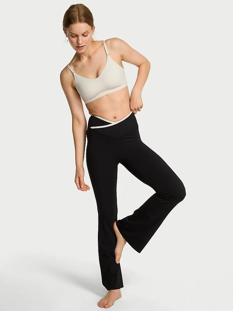 VSX Elevate™ Tipped & Accented Crossover Flare Legging