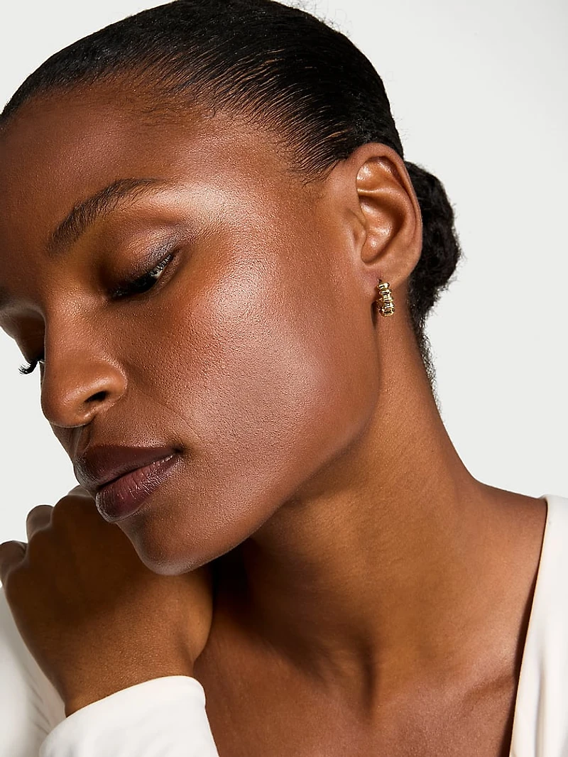 Small Rib Huggie Earrings