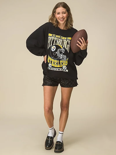 Giants Helmet Crew Fleece Sweatshirt