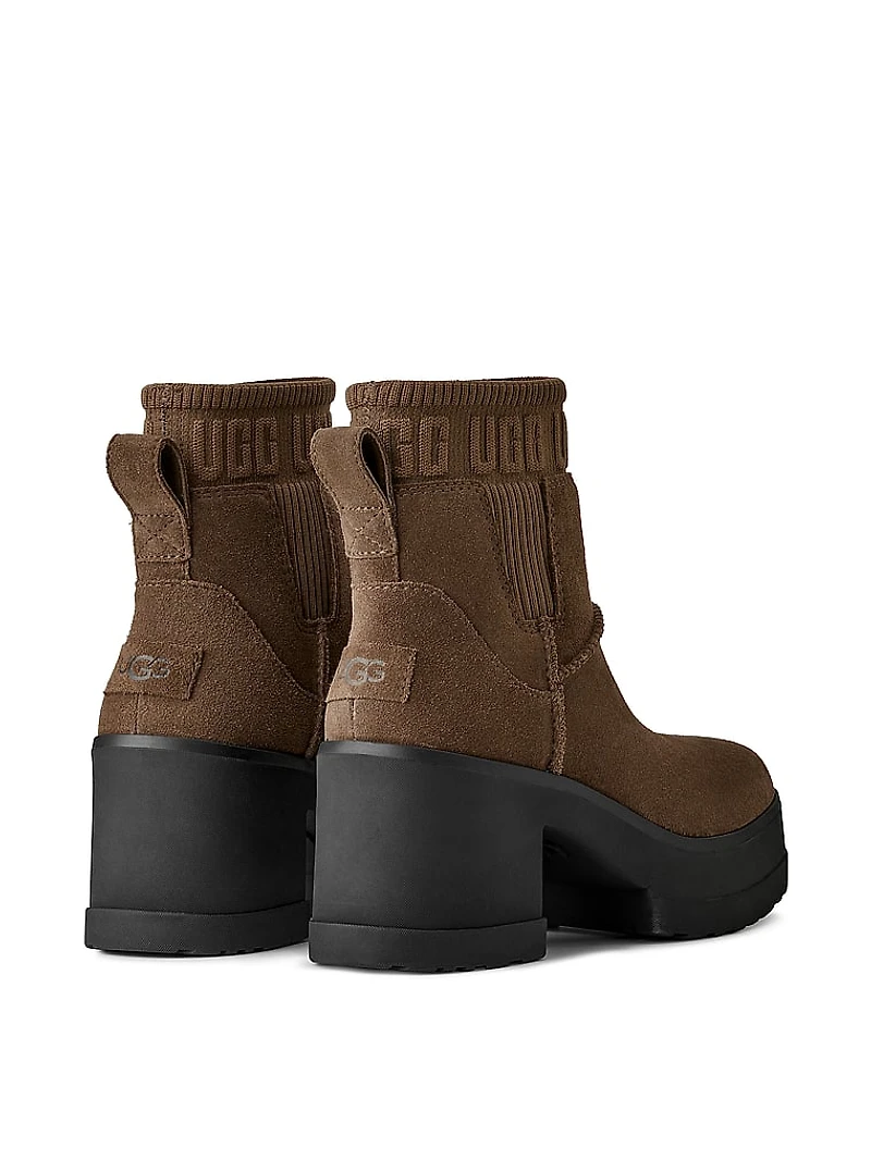 Moxy Chelsea Boots