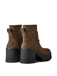 Moxy Chelsea Boots