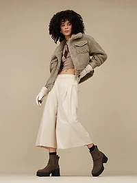 Moxy Chelsea Boots
