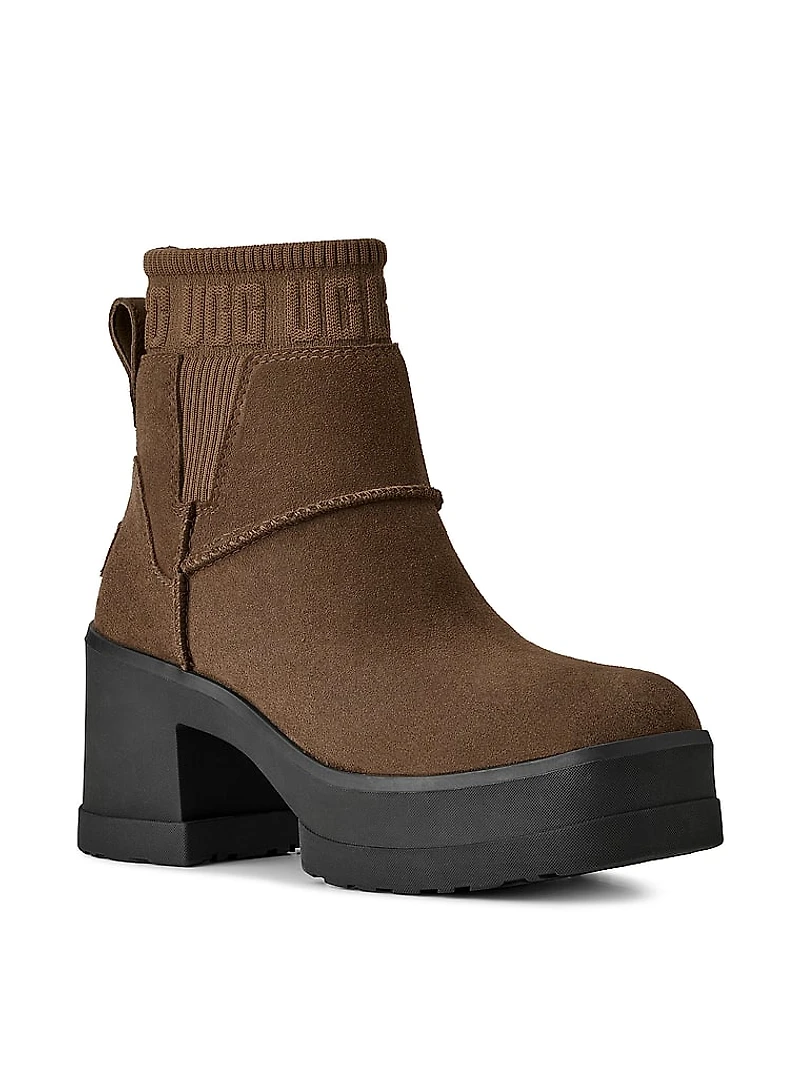 Moxy Chelsea Boots