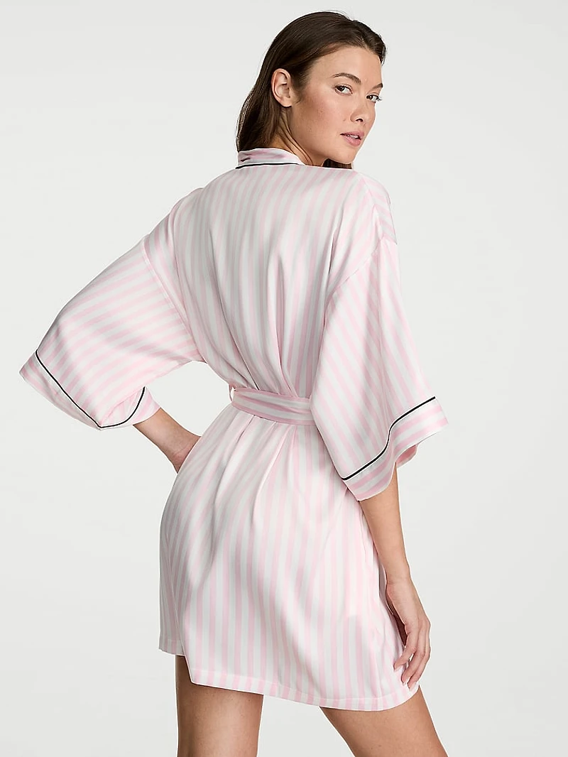 Signature Satin Short Piped Robe