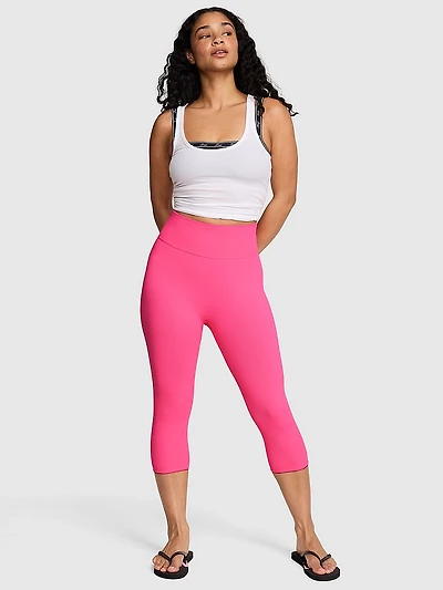 AnyWear Capri Leggings