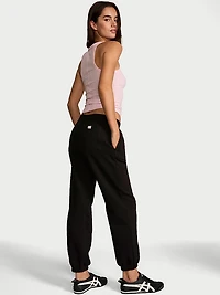 Iconic Fleece Relaxed Jogger Sweatpant