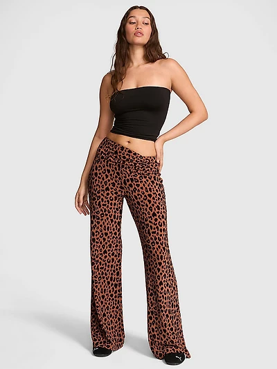 Night-Out Stretchy Knit Ruched Flare Pants