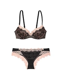 Emanuelly Bra