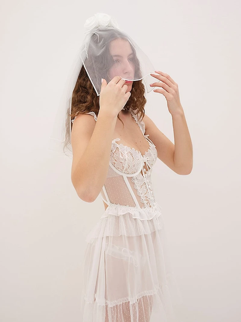 Eternal Rose Veil