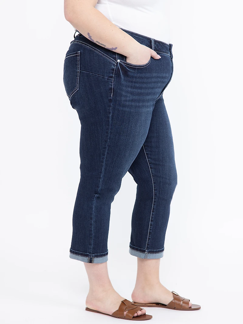 Women's Plus 2 Button Dark Washed Jean Capri
