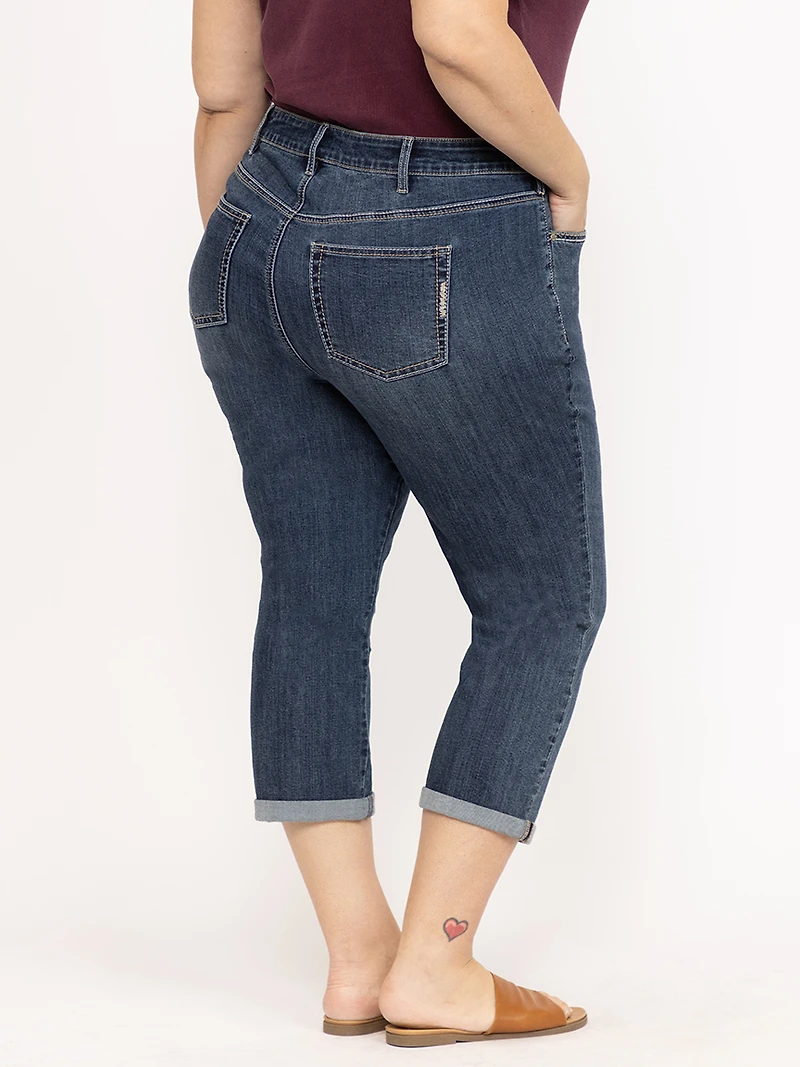 Women's Plus Contrast Multi Thread Medium Dark Wash Jean Capri