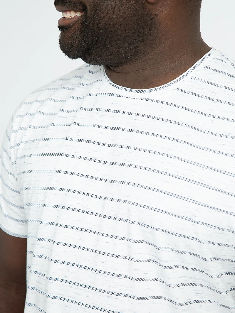 Men's Textured Striped Tee
