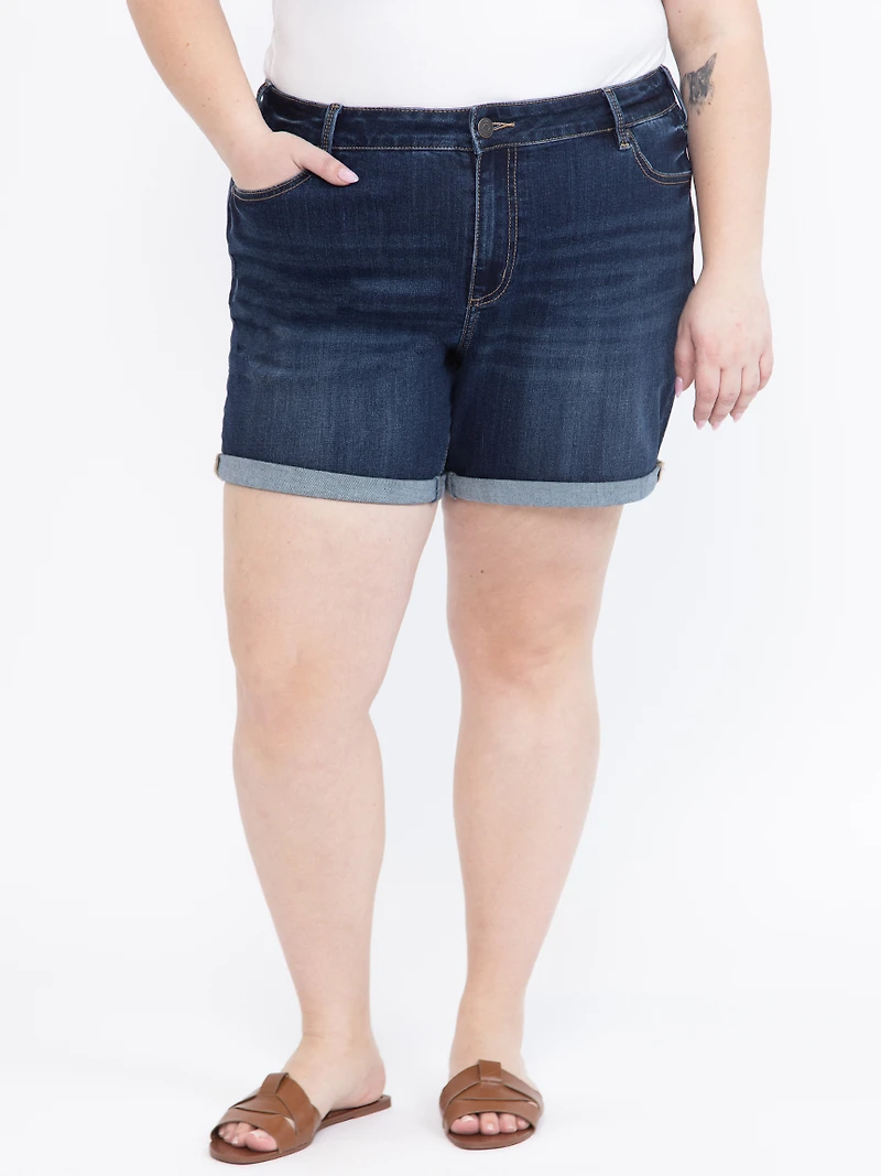 Women's Plus Dark Wash Double Cuffed Midi Short