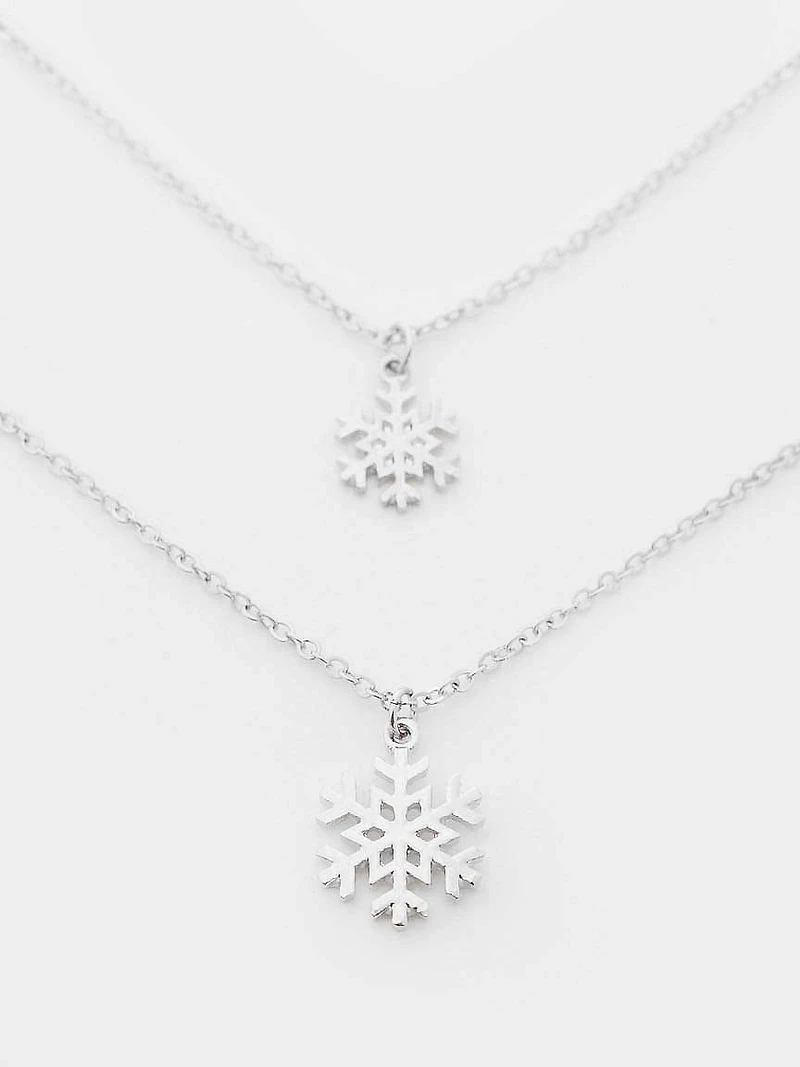 Women's Dainty Snowflake Necklaces