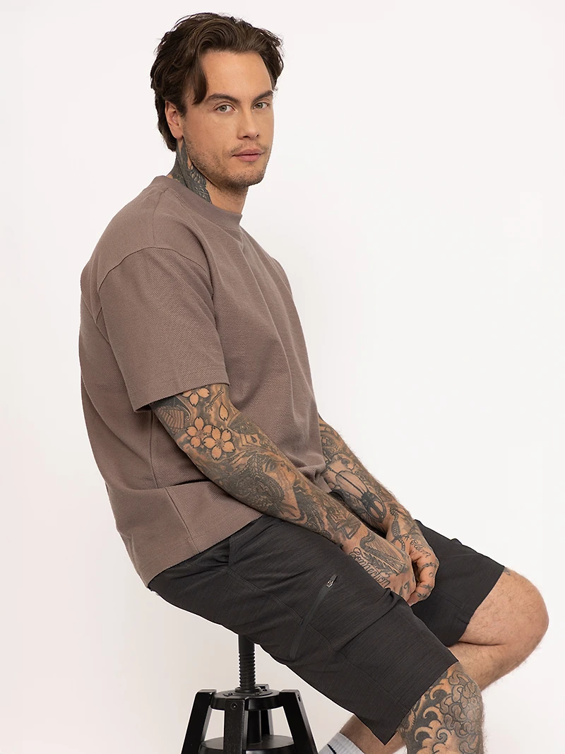 Men's Tonal Cargo Hybrid Shorts