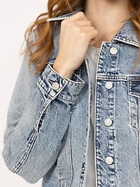 Women's Light Wash Fitted Denim Jacket