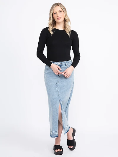 Women's Maxi Denim Skirt with Raw Hem
