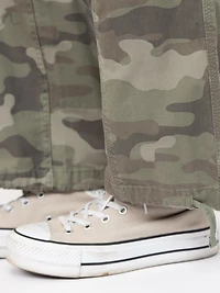 Women's 2 Button Camo Baggy Cargo Pants