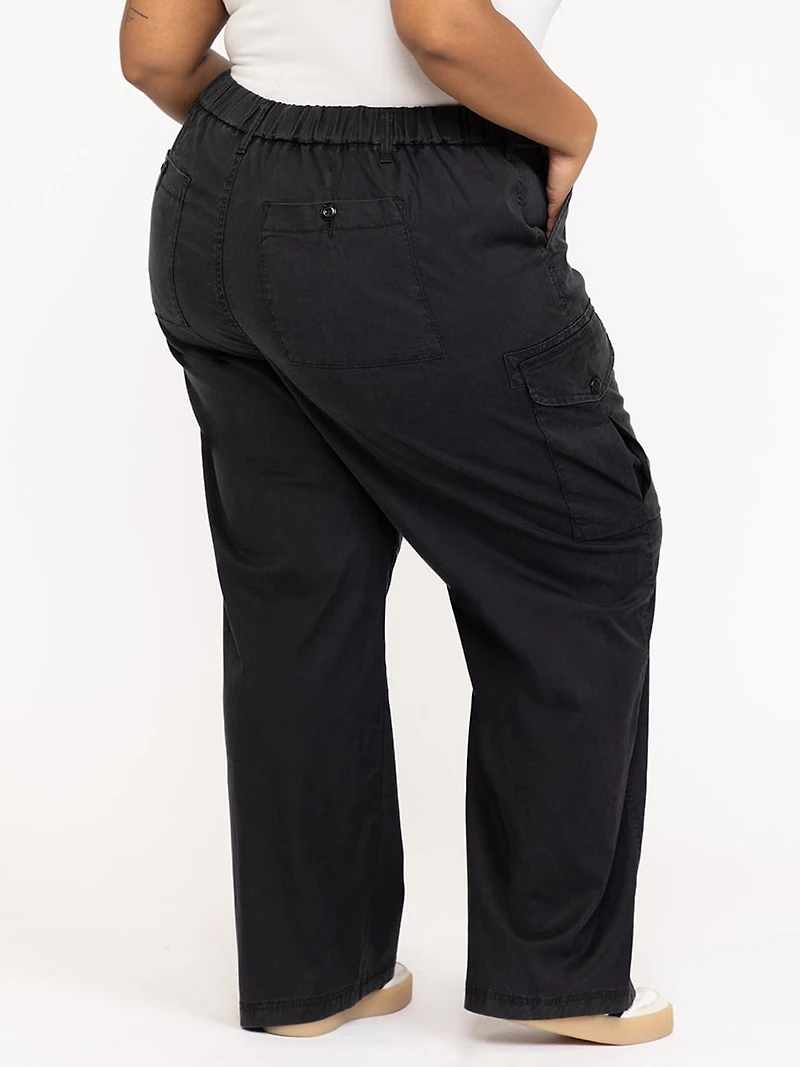 Women's Plus Drapey Wide Leg Cargo Pant