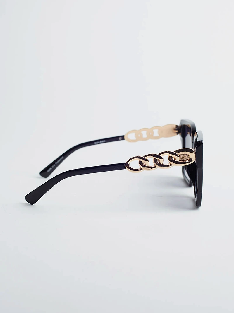 Women's Oversized Black Frame Sunglasses
