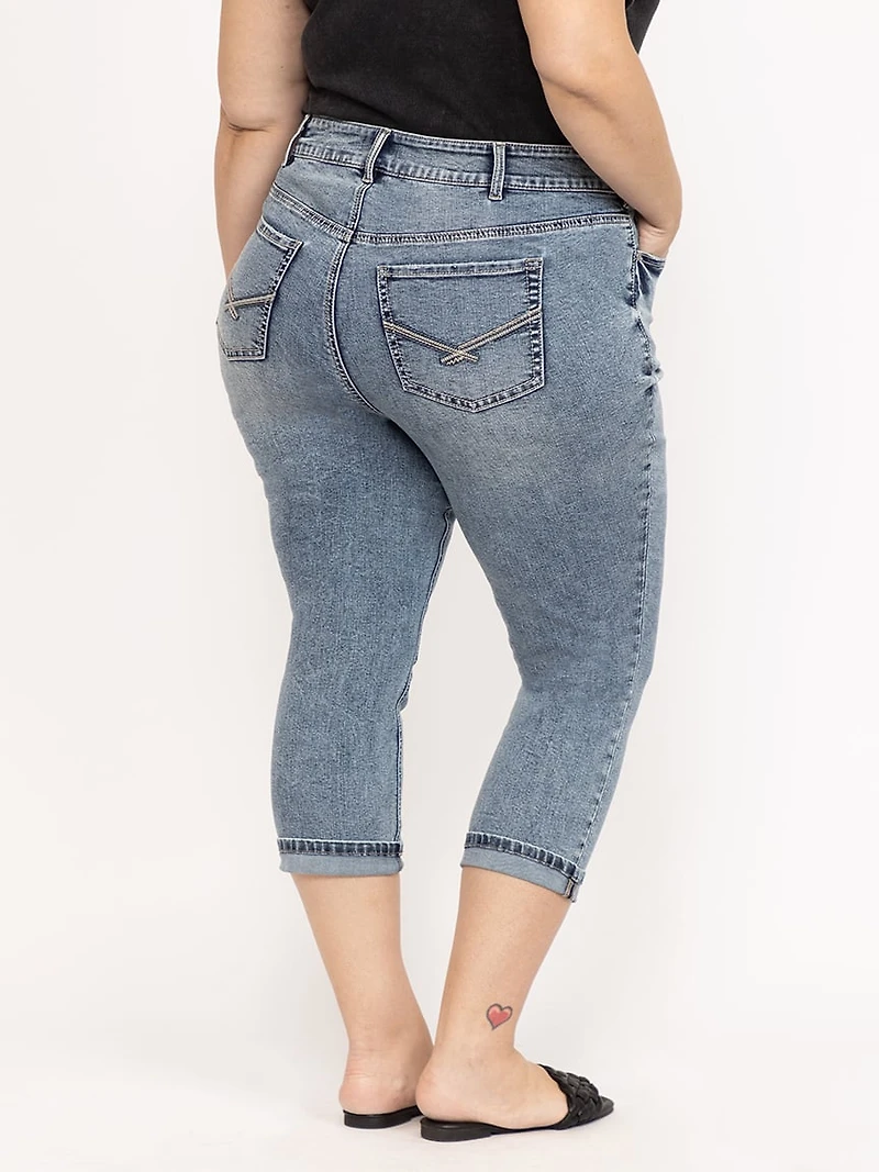 Women's Plus 2 Button Medium Wash Mid Rise Cuffed Jean Capri