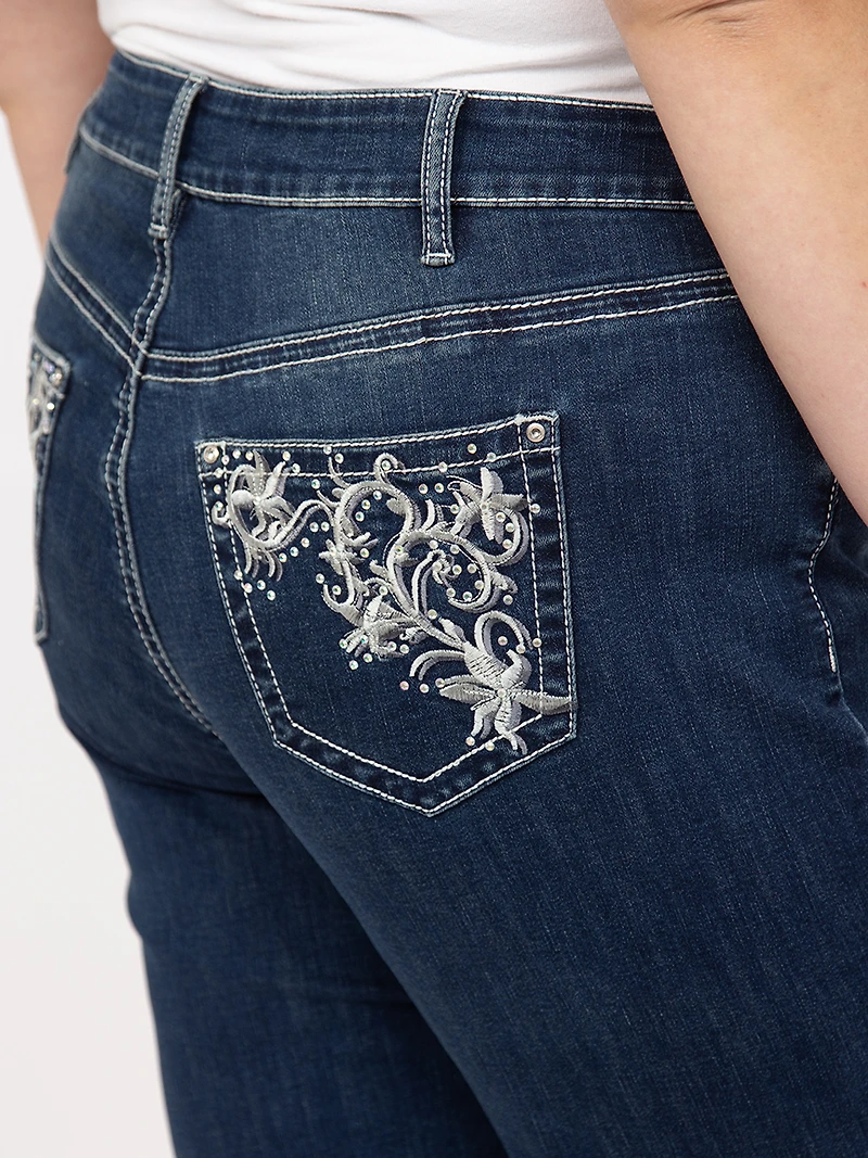 Women's Plus Medium Dark Wash Embellished Straight Jeans