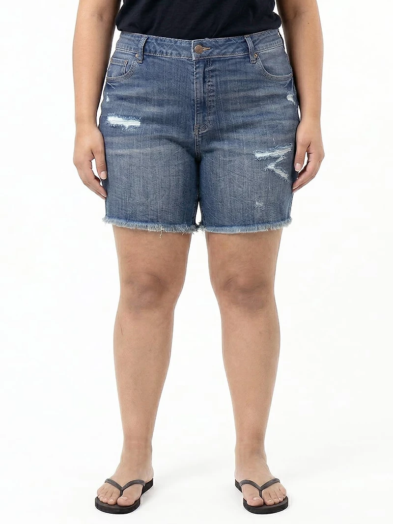 Women's Plus Medium Dark Wash Frayed Hem Shortie with Eyelet Insert