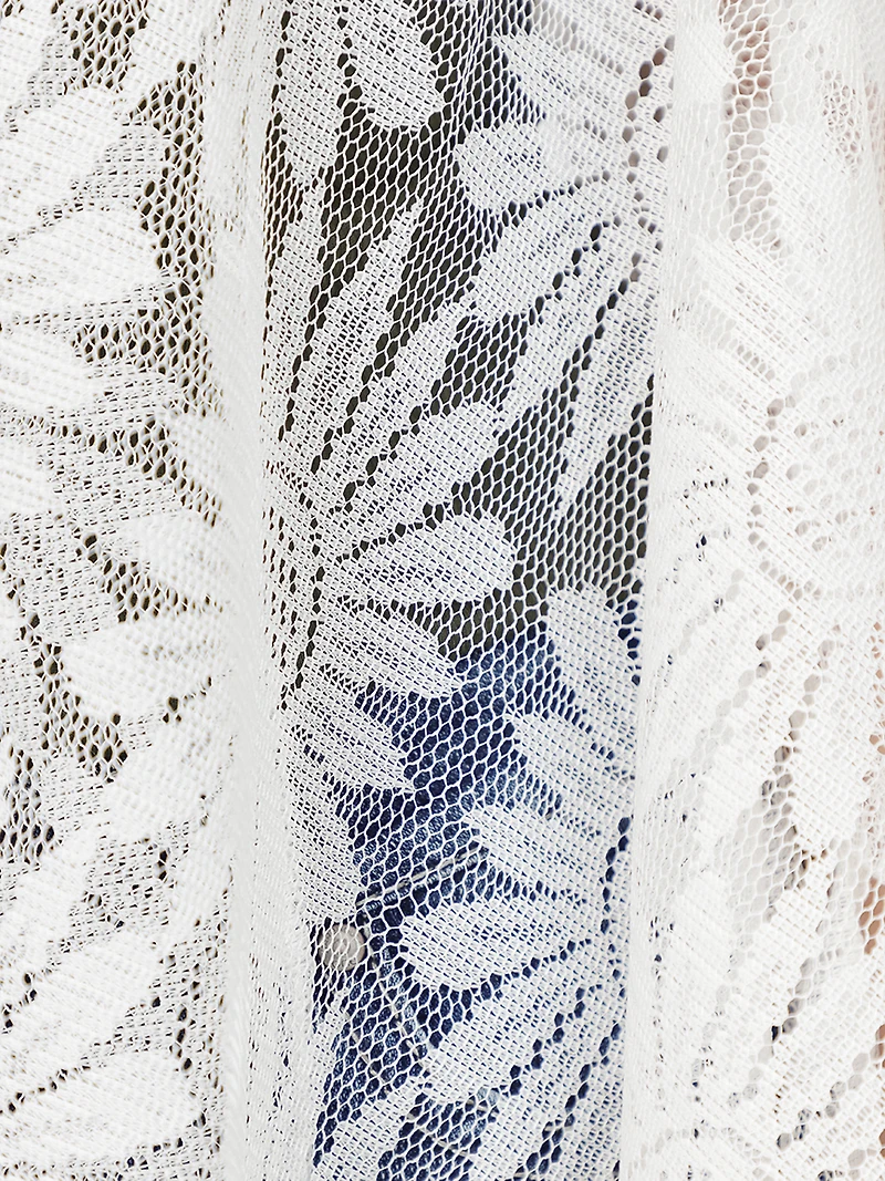 Women's Daisy Lace Wrap