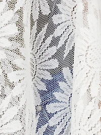 Women's Daisy Lace Wrap