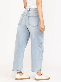 Women's Light Wash Mid Rise Barrel Leg J